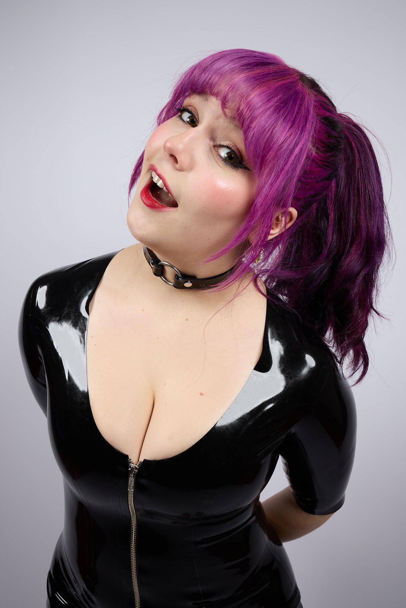 O Peach Collar - Buckle