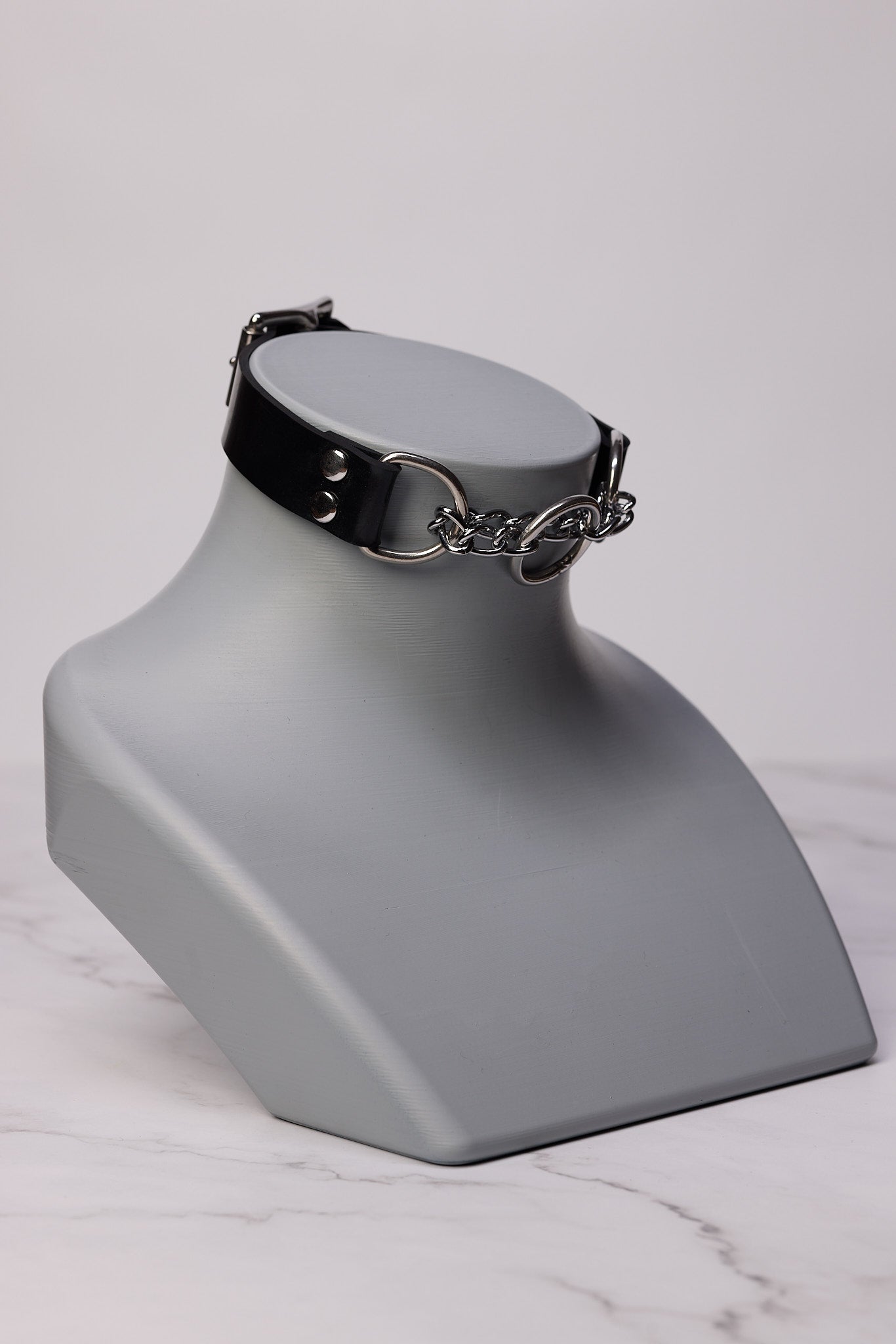 The Indomitus Collar V-A
